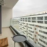 Penthouse 1112 公寓