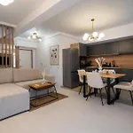 Penthouse 1112 *